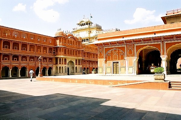 citypalace.jpg
