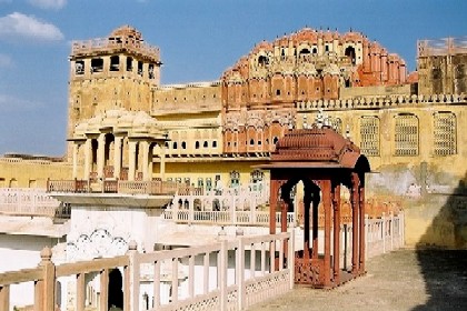 hawamahal5.jpg